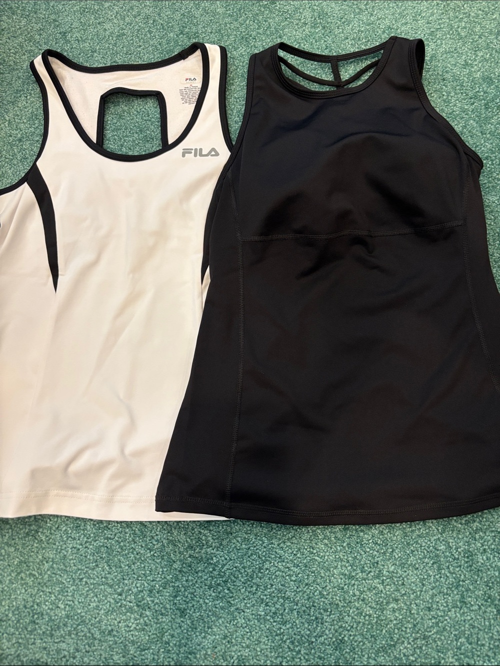 FILA Sport Women XS Tank Bundle White Black Built In Bra‎ EUC 2 Pack